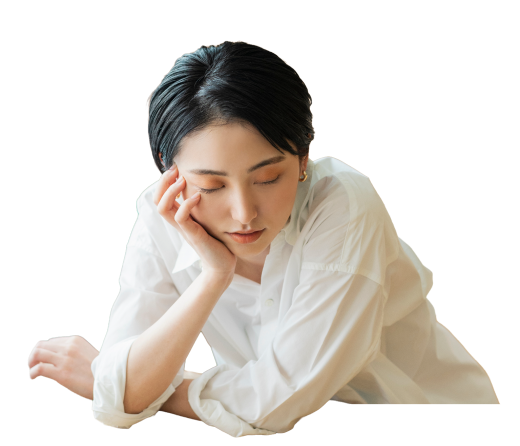 悩んでいる女性